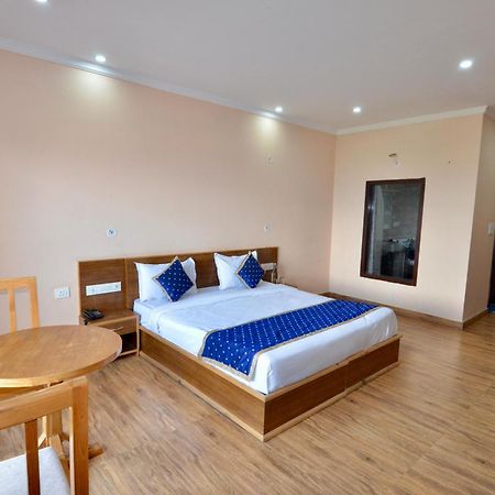 Uttarakhand Resort Kausani Eksteriør billede