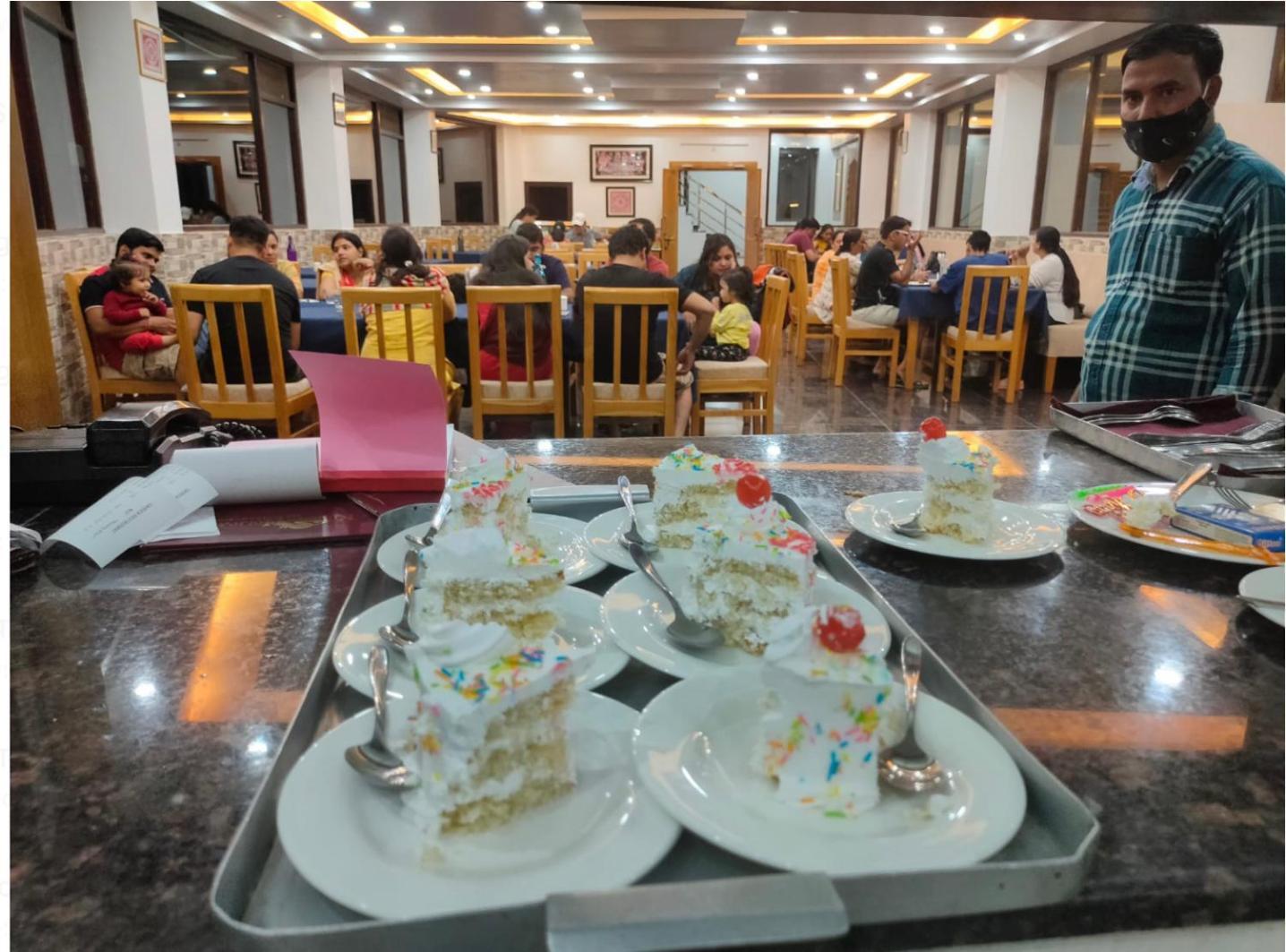 Uttarakhand Resort Kausani Eksteriør billede