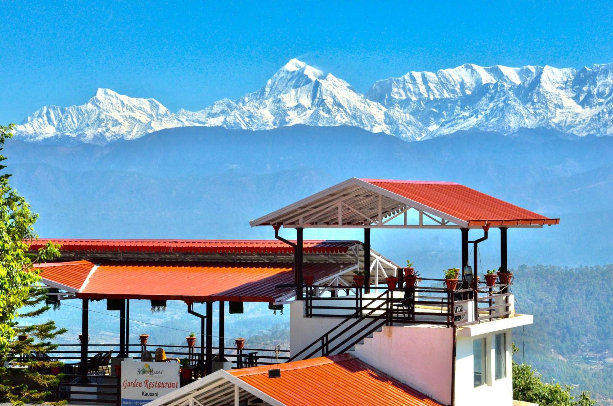 Uttarakhand Resort Kausani Eksteriør billede