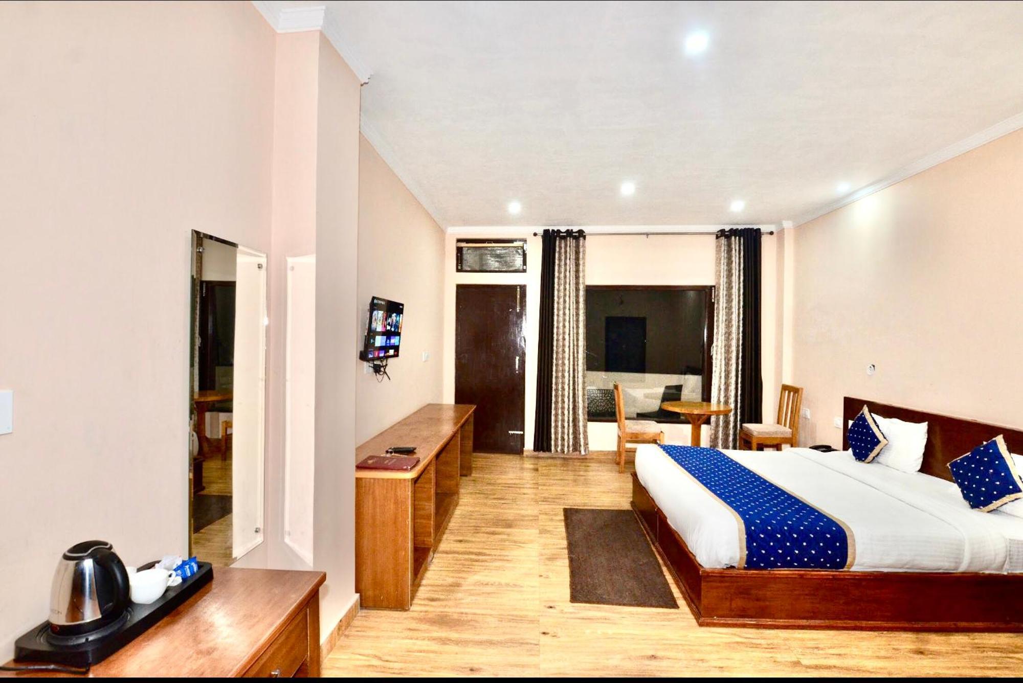 Uttarakhand Resort Kausani Eksteriør billede