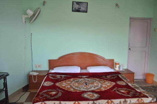 Uttarakhand Resort Kausani Eksteriør billede