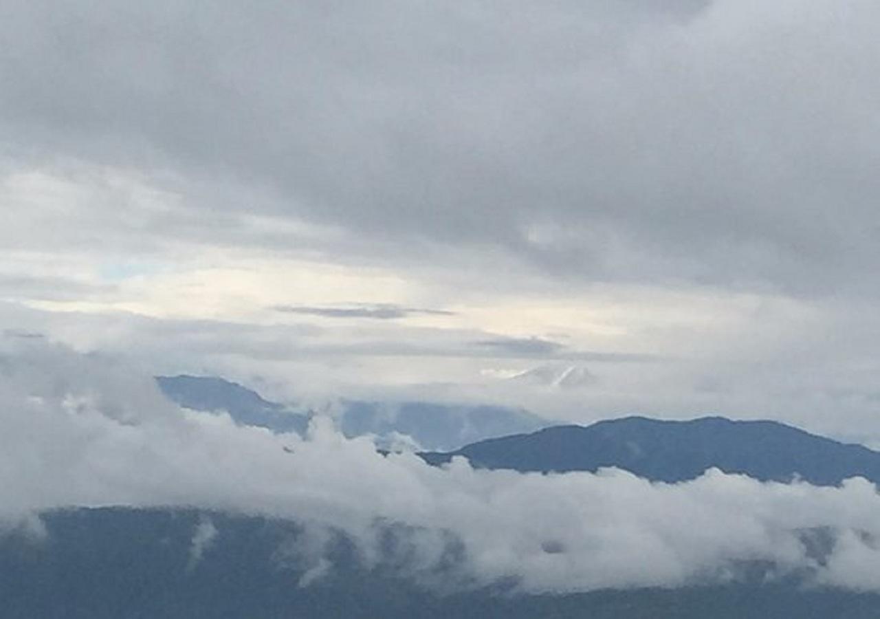 Uttarakhand Resort Kausani Eksteriør billede
